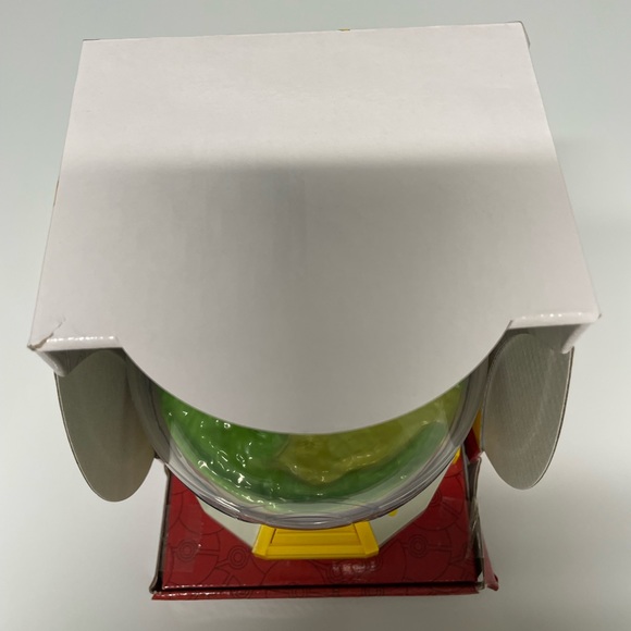 Pokemon Pikachu Illuminated Terrarium - Picture 7 of 7